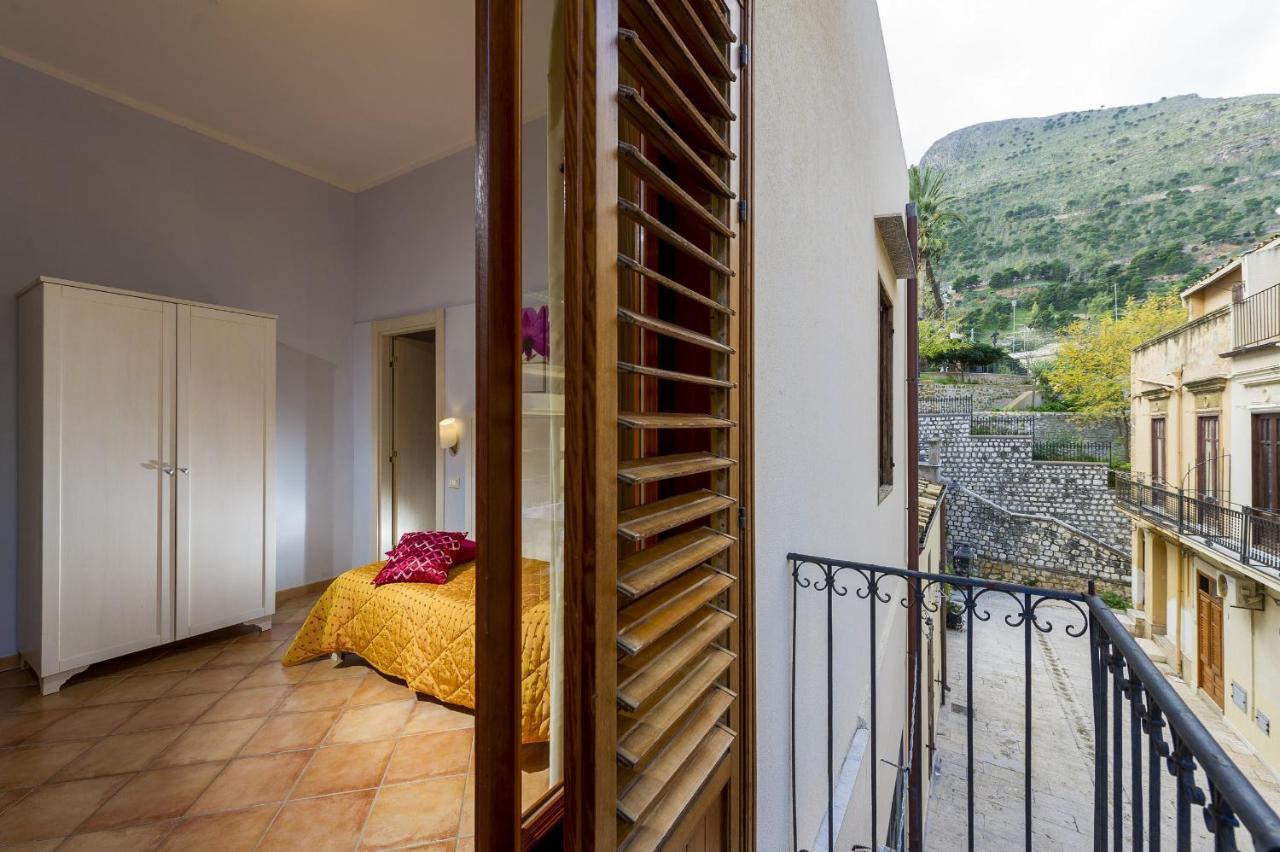 Badia Rooms & Breakfast Castellammare del Golfo Exteriör bild