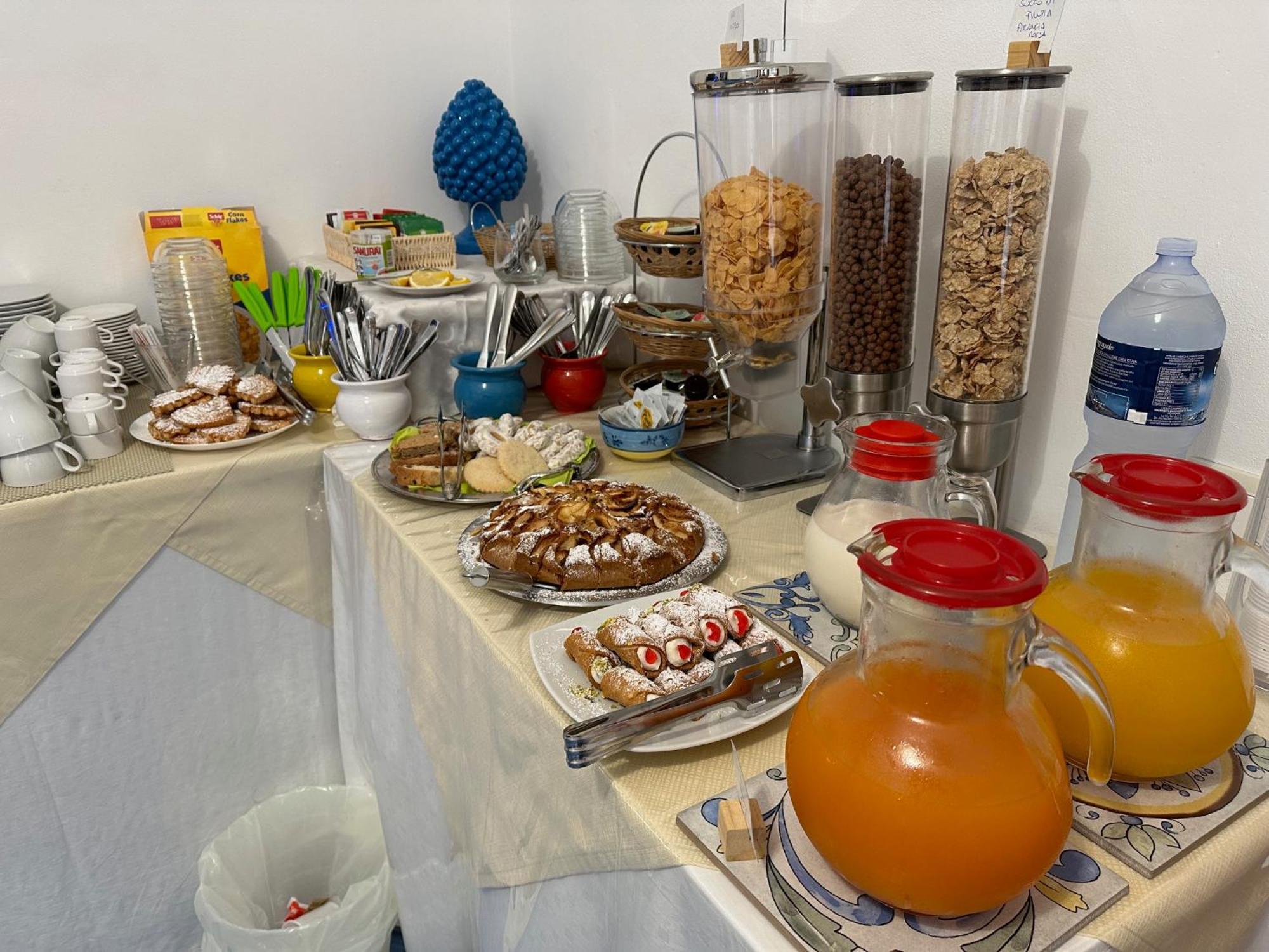 Badia Rooms & Breakfast Castellammare del Golfo Exteriör bild