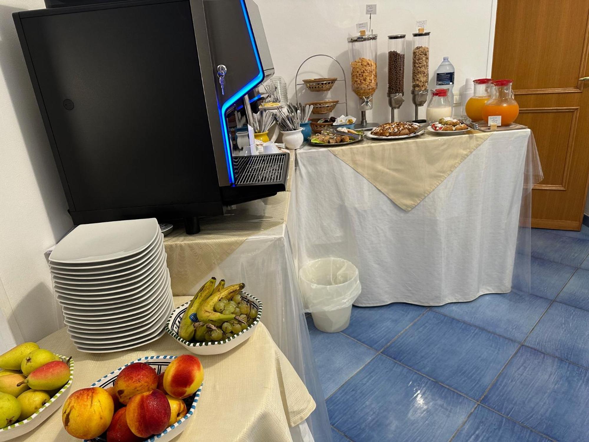 Badia Rooms & Breakfast Castellammare del Golfo Exteriör bild