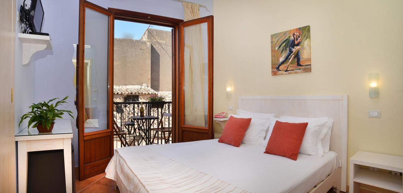 Badia Rooms & Breakfast Castellammare del Golfo Exteriör bild